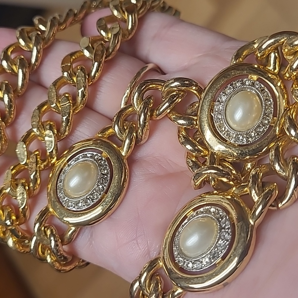 Elegant Gold Chain Necklace with Pearl Accents Kenneth Lane